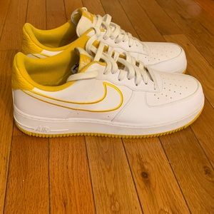 Nike Air Force 1